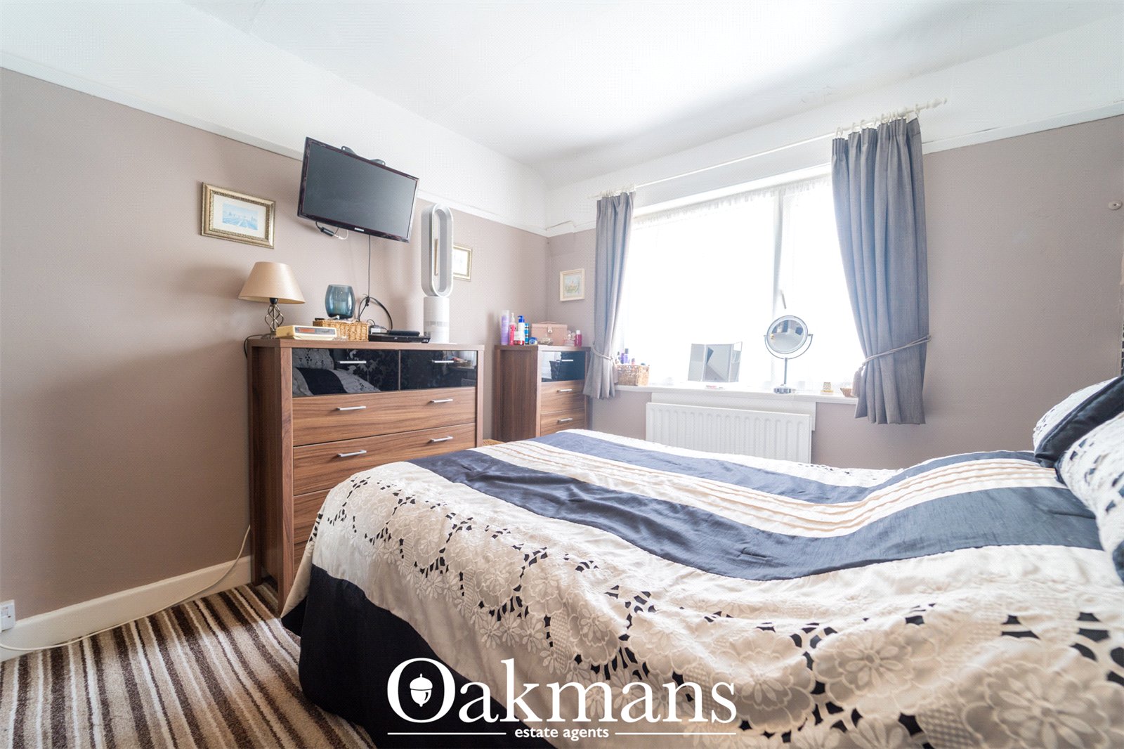 Higgins Lane, Birmingham, B32