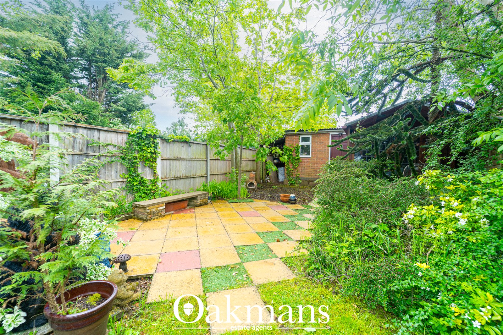 Higgins Lane, Birmingham, B32