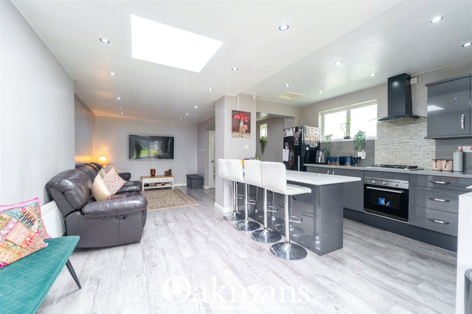 Highbury Avenue, Rowley Regis, B65