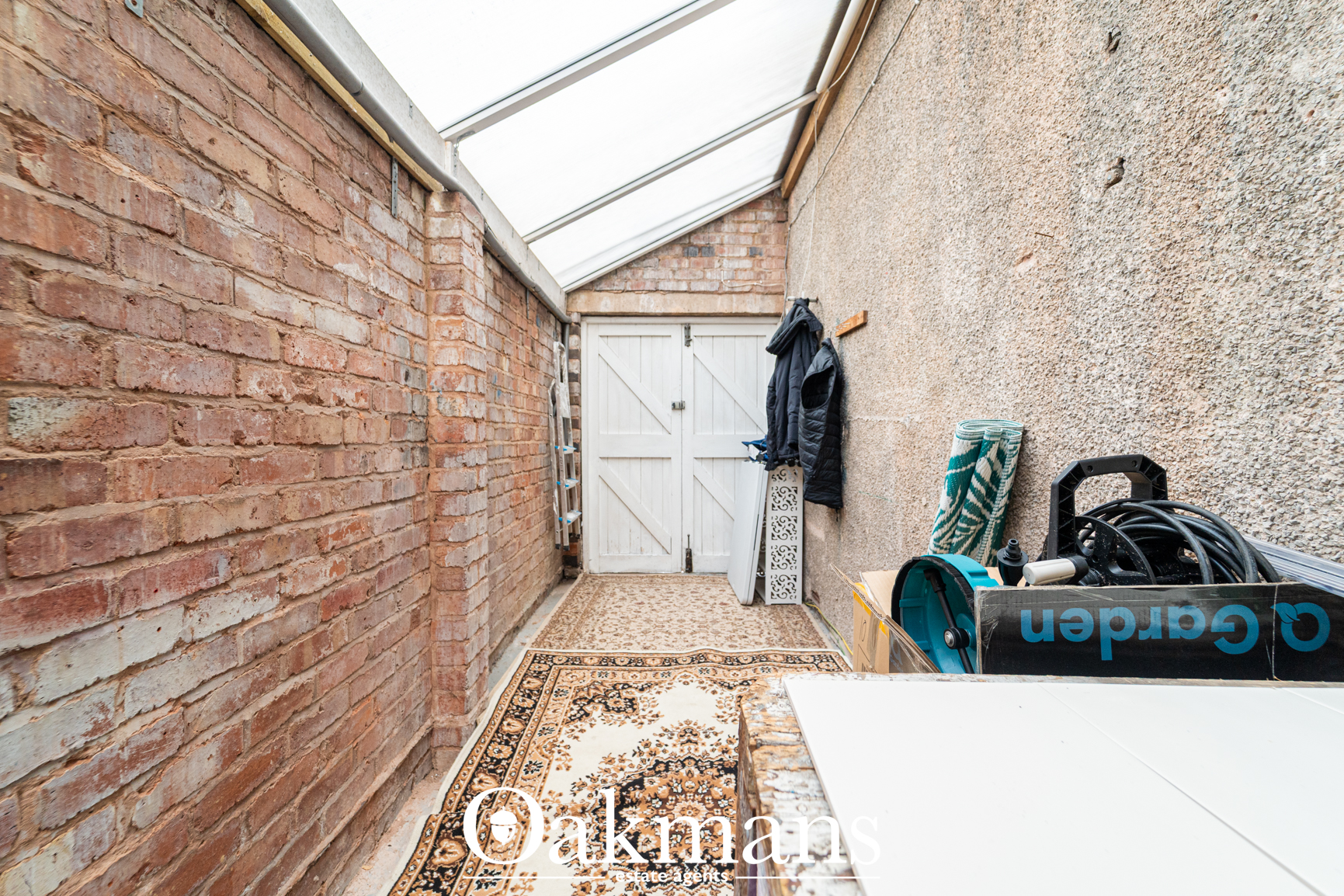 Stonehouse Lane, Birmingham, B32
