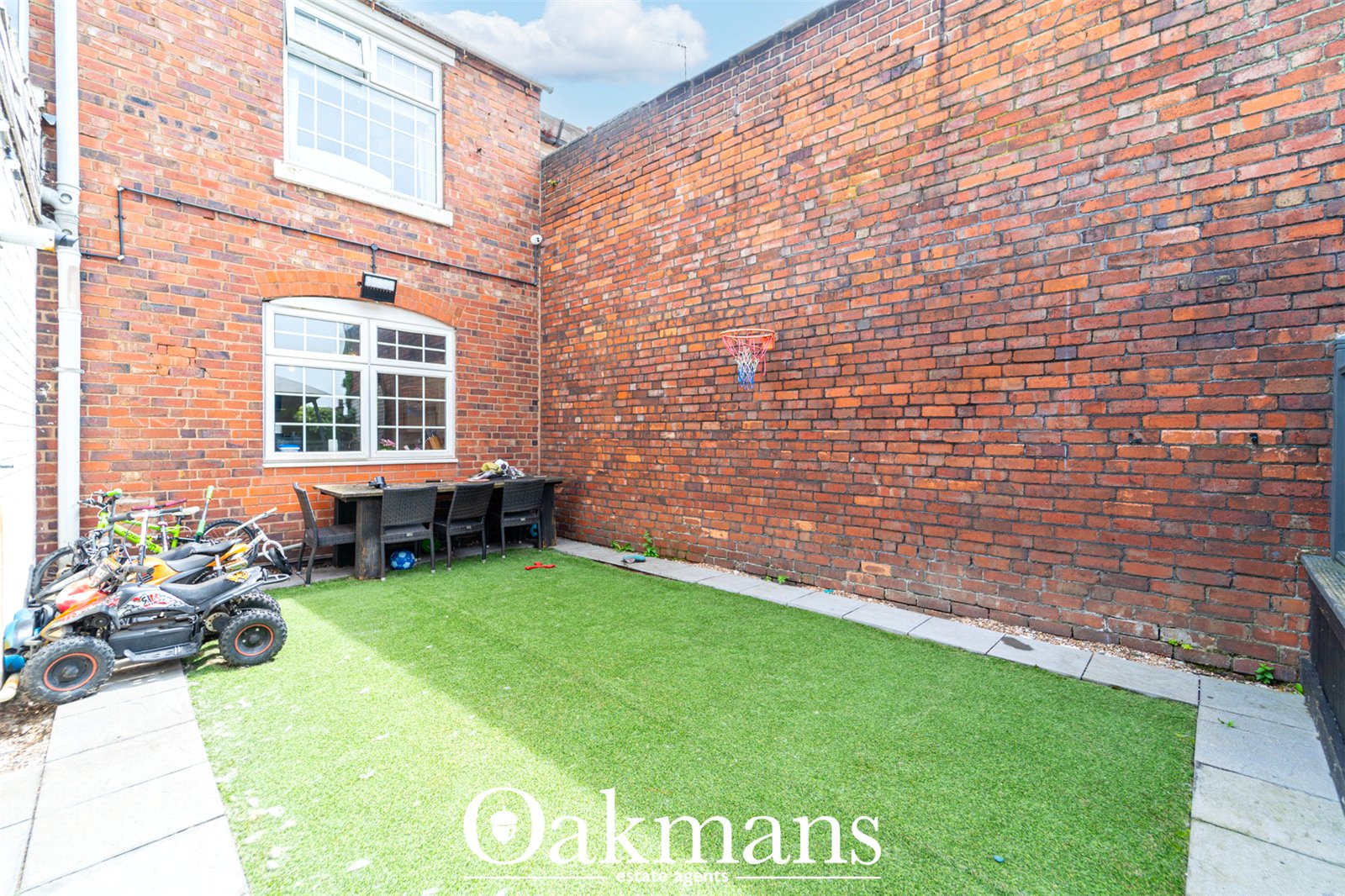 Toll End Road, Tipton, DY4