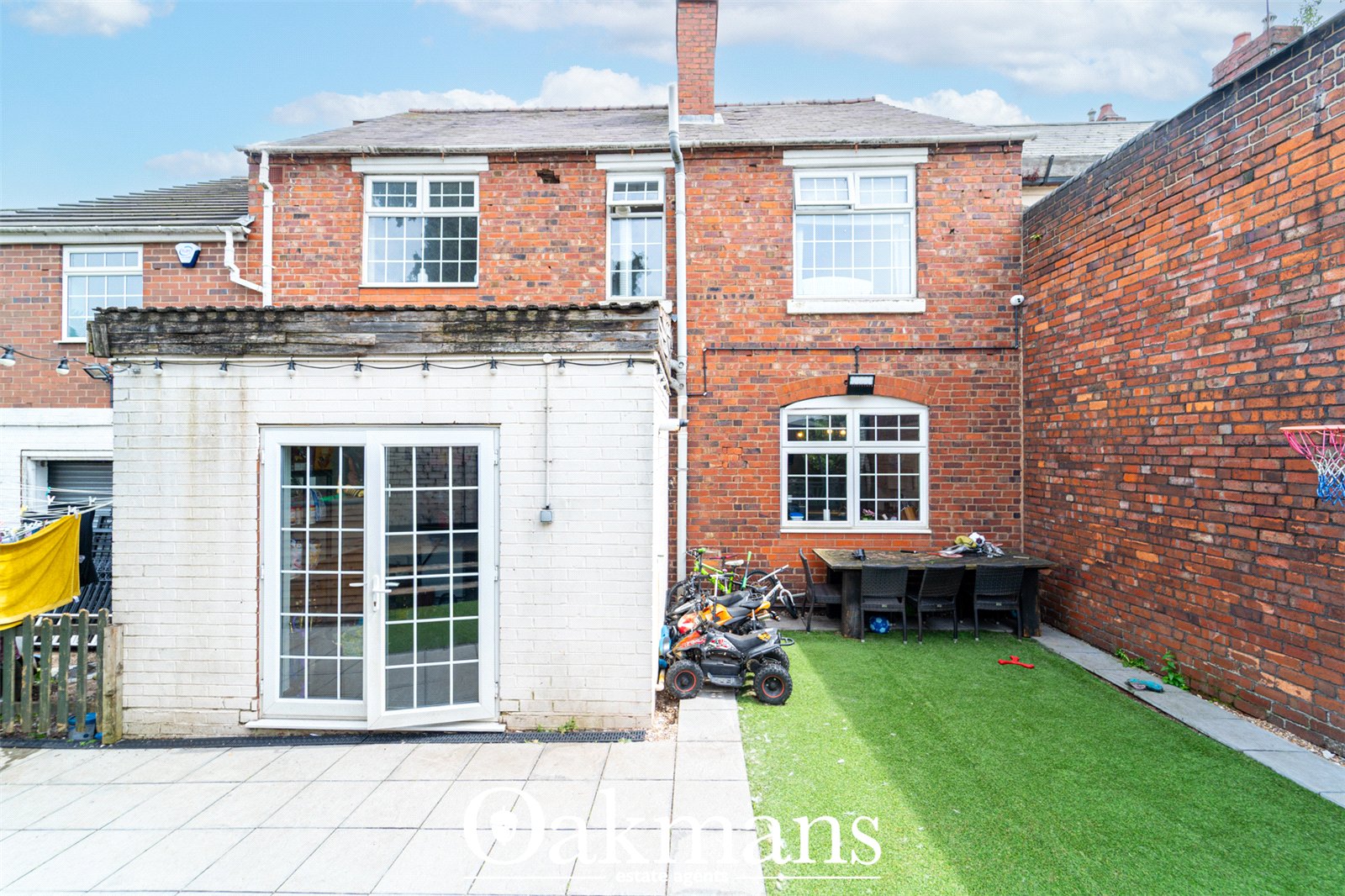 Toll End Road, Tipton, DY4