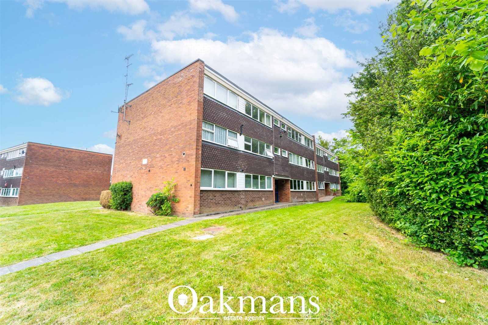 Cedarhurst, Birmingham, B32