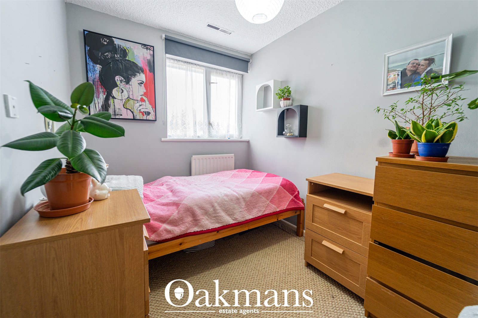 Kenilworth Close, Tipton, DY4