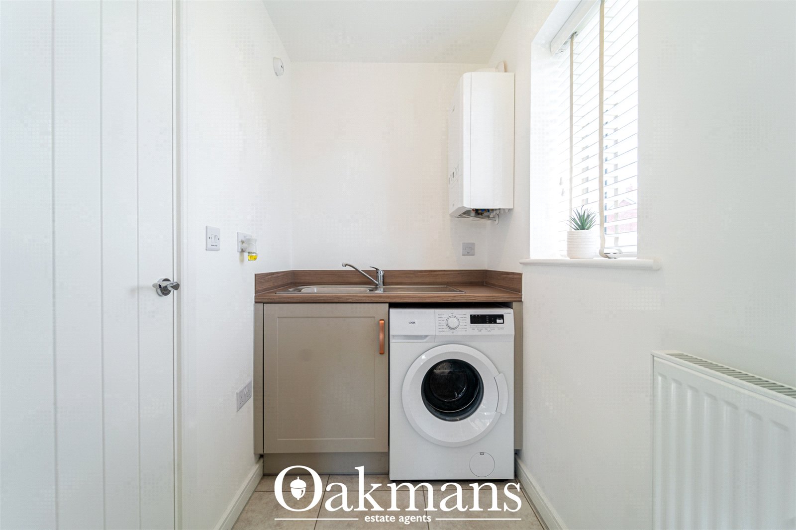 Maple Close, Bromsgrove, B61