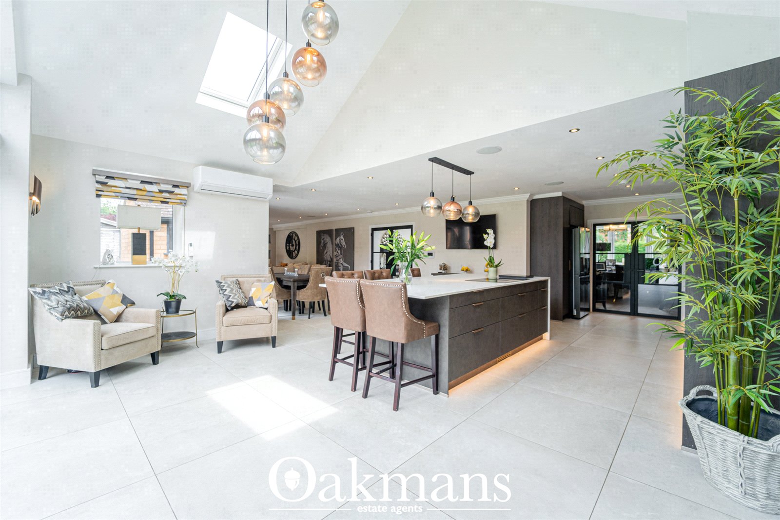 Fulford Hall Road, Solihull, B90