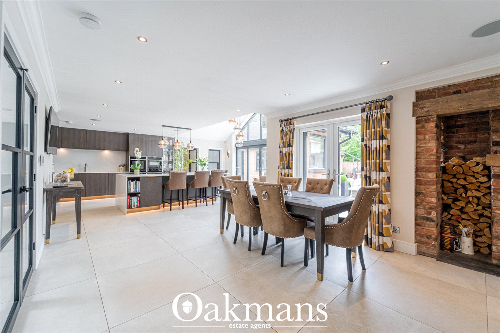 Fulford Hall Road, Solihull, B90