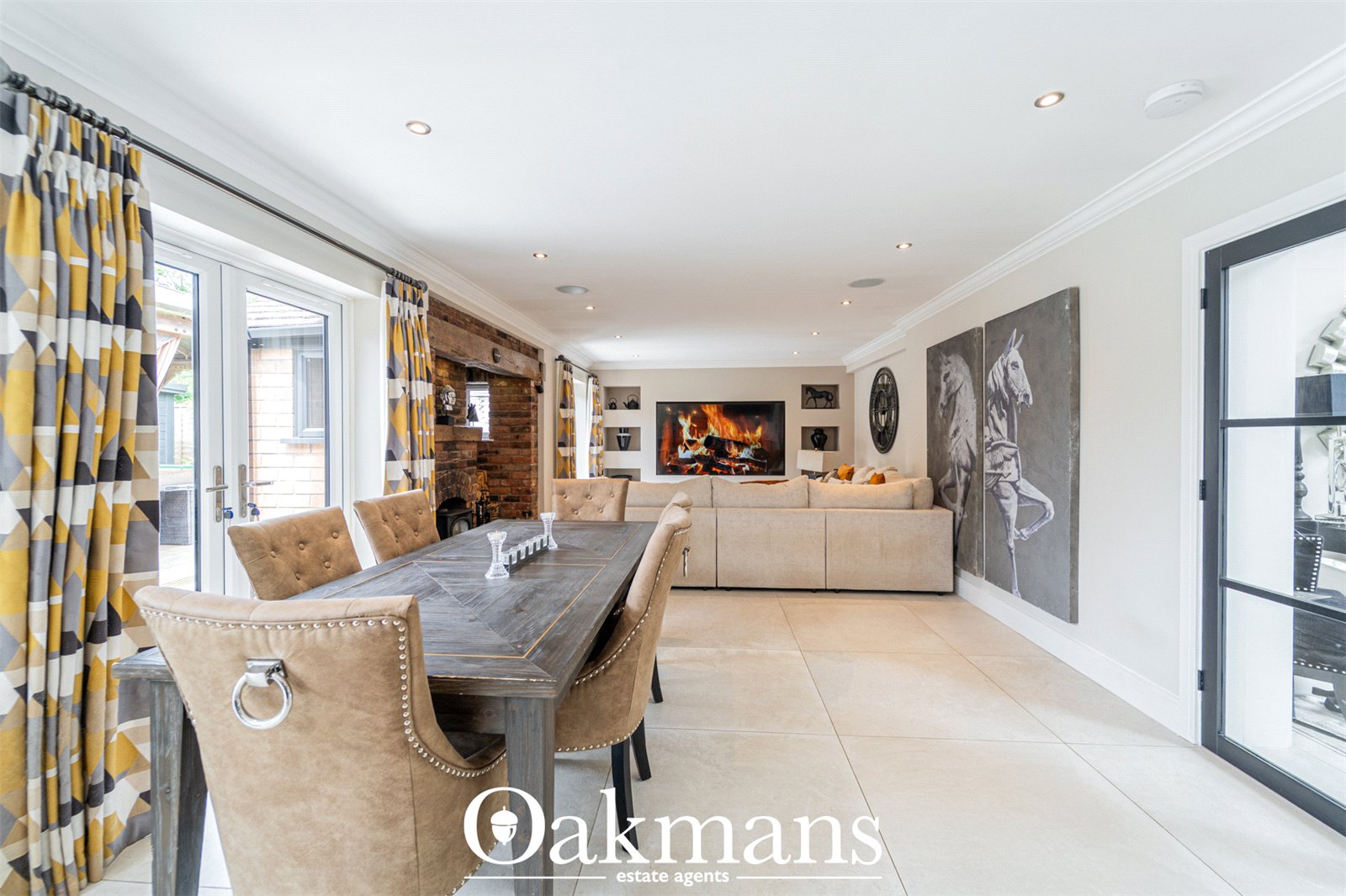 Fulford Hall Road, Solihull, B90