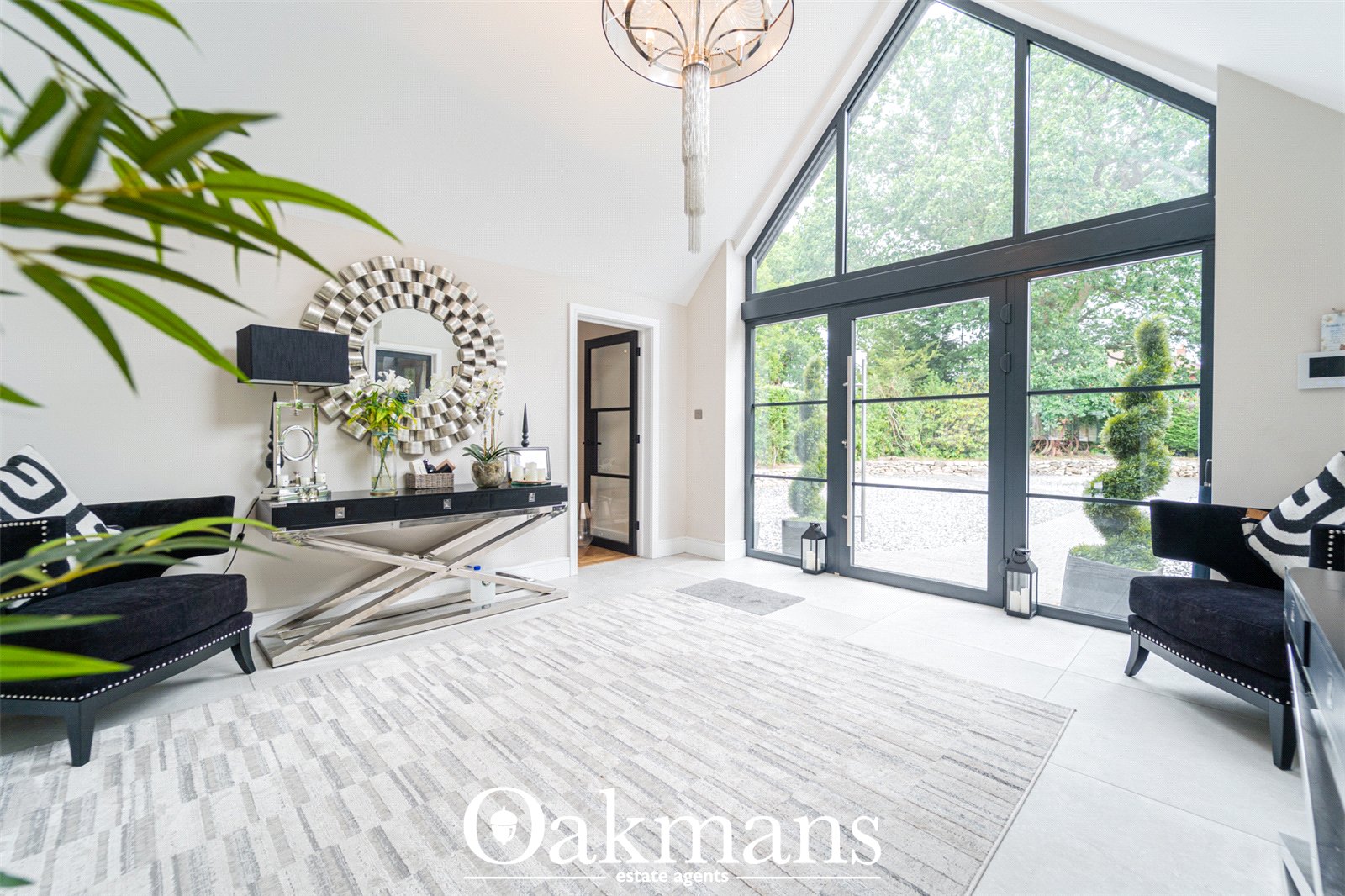 Fulford Hall Road, Solihull, B90