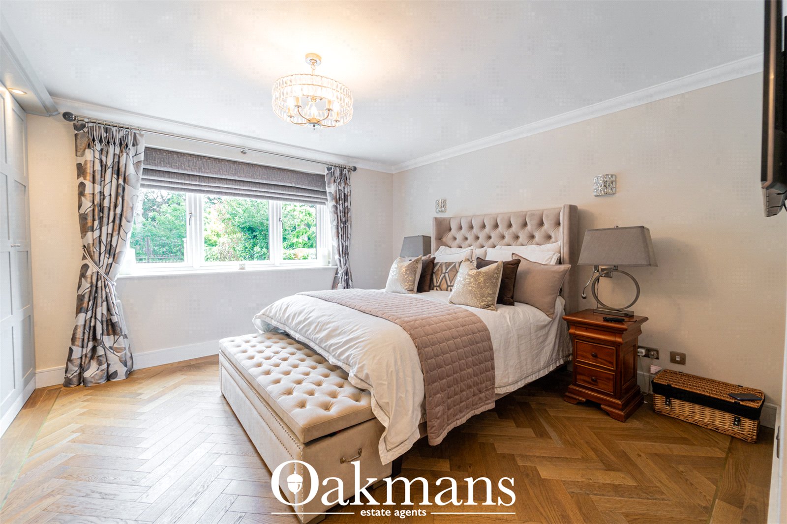 Fulford Hall Road, Solihull, B90