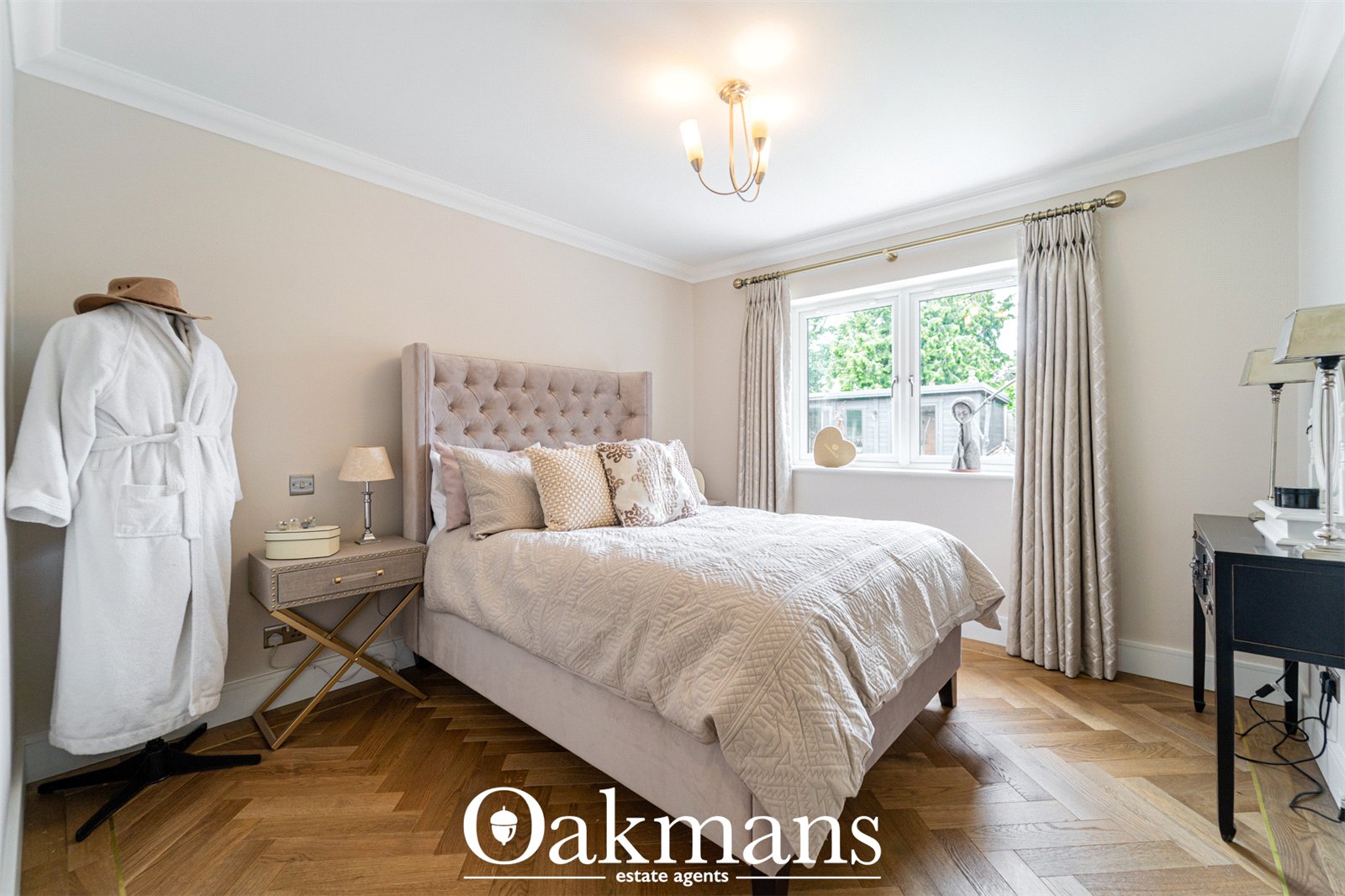 Fulford Hall Road, Solihull, B90