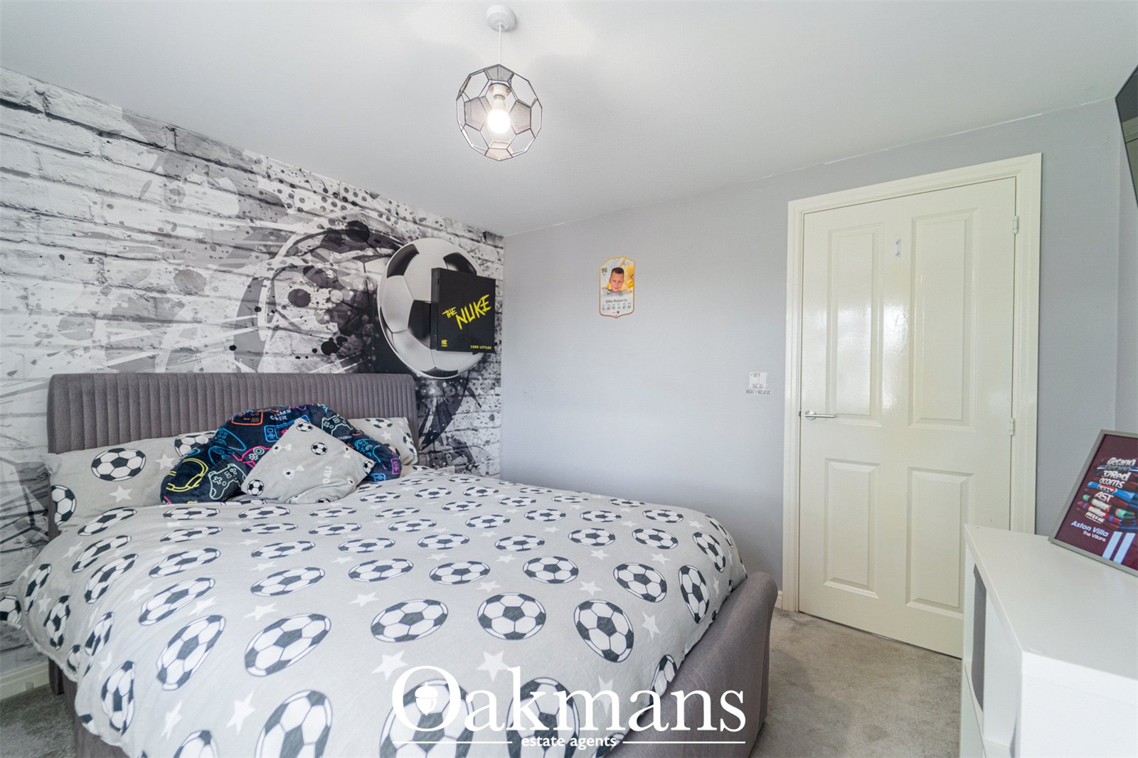 Linthurst Crescent, Redditch, B97