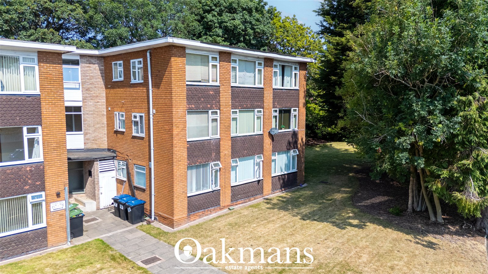 Savoy Close, Birmingham, B32
