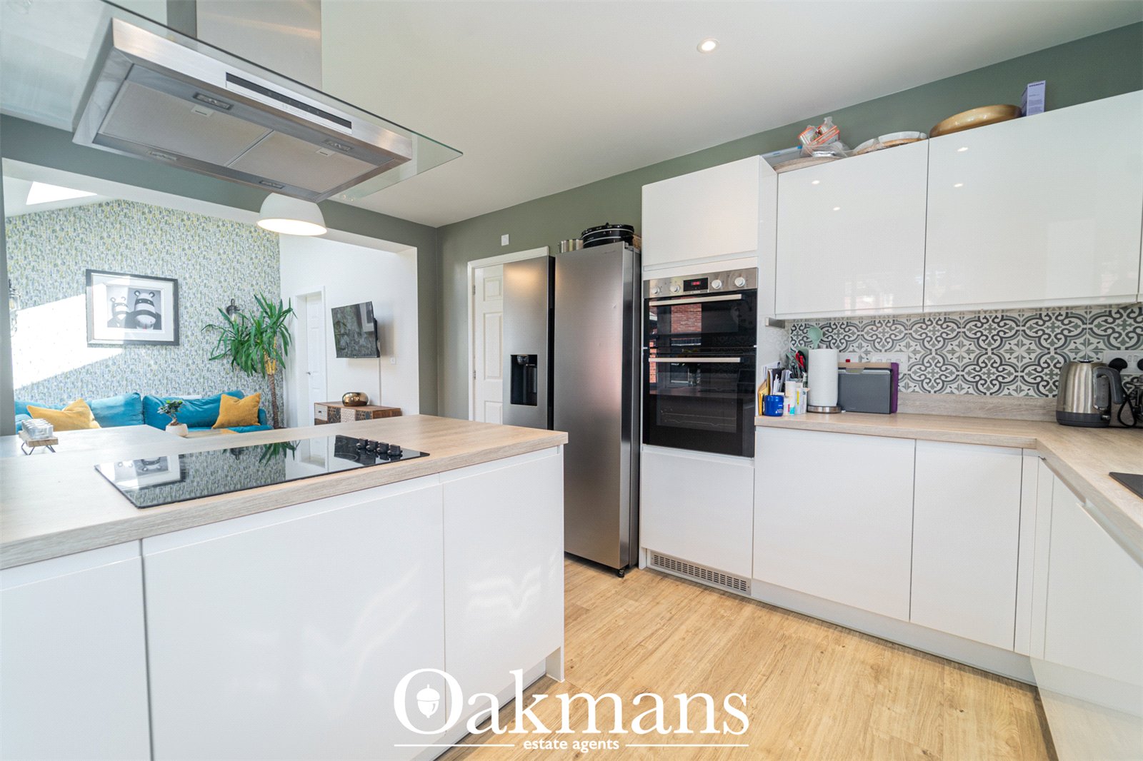 Murdoch Drive, Shirley, B90
