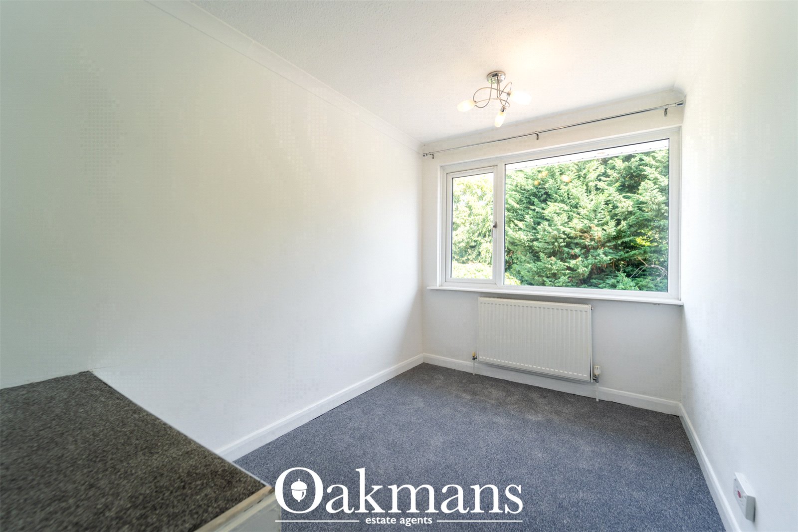 New Road, Bromsgrove, B60