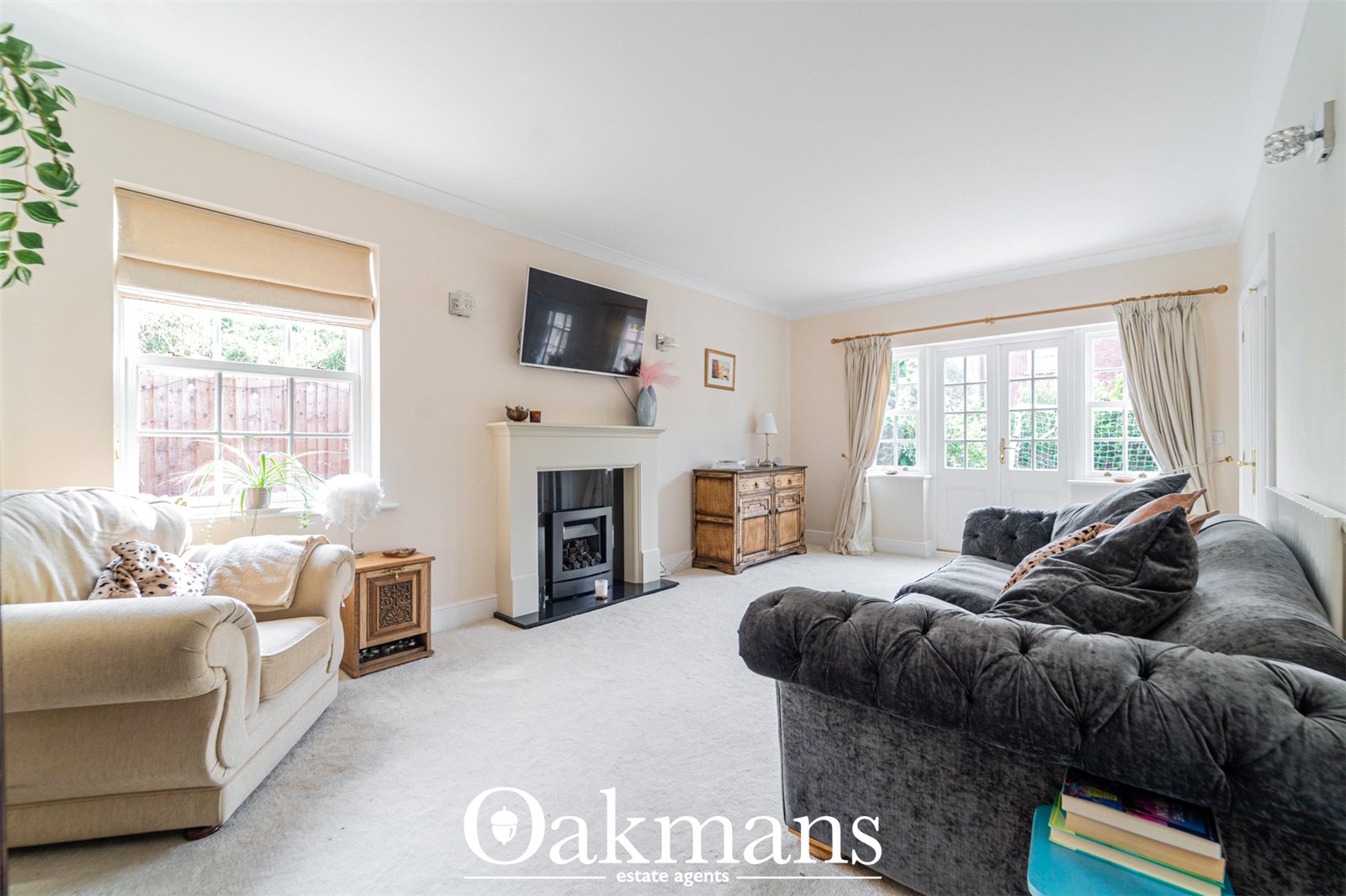 Amphlett Court, Droitwich, WR9