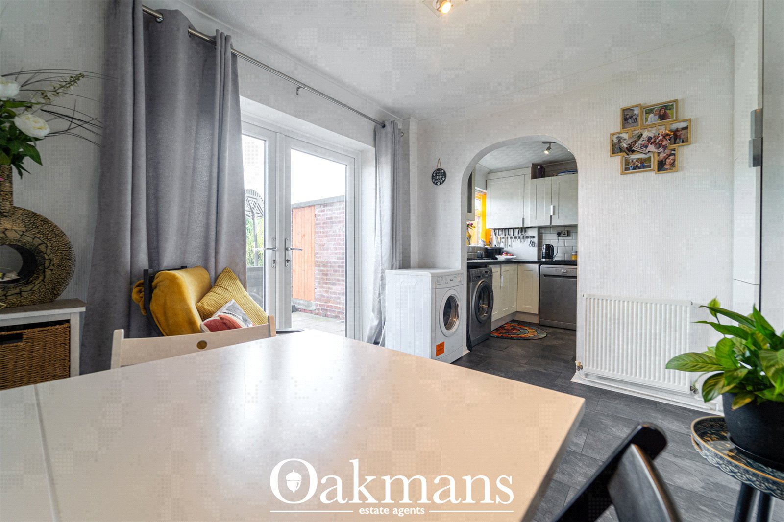 Fairway Road, Oldbury, B68