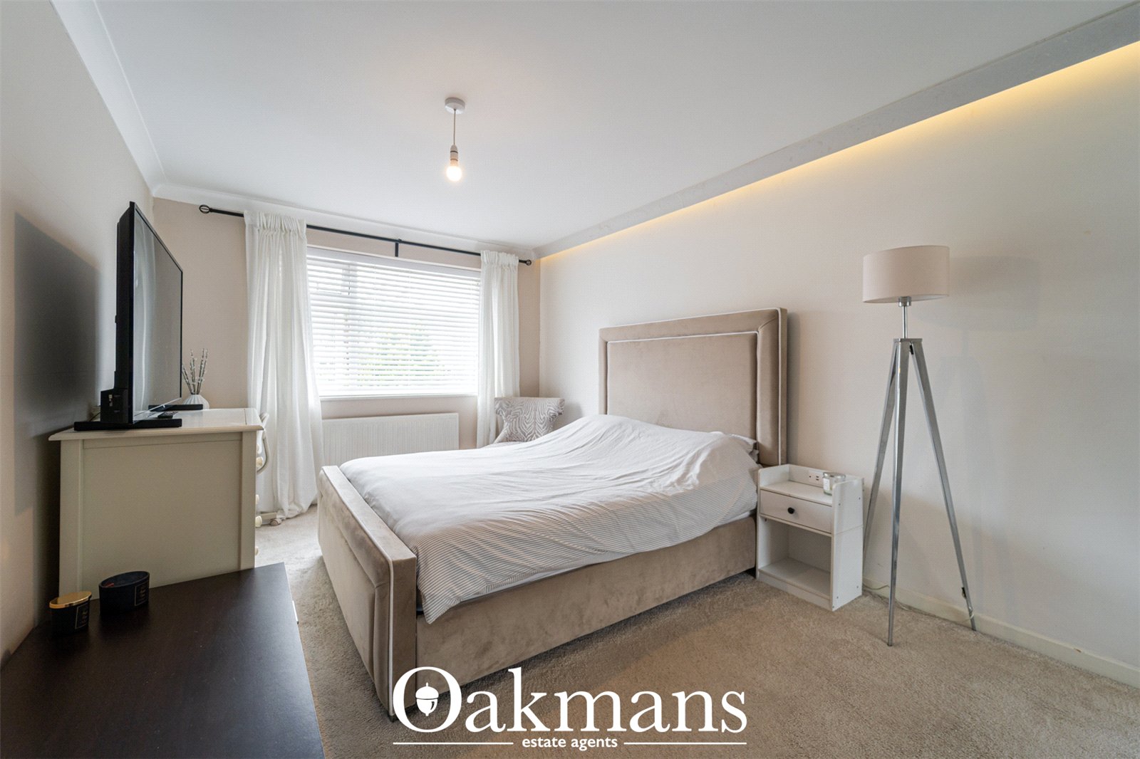 Old Meadow Road, Birmingham, B31