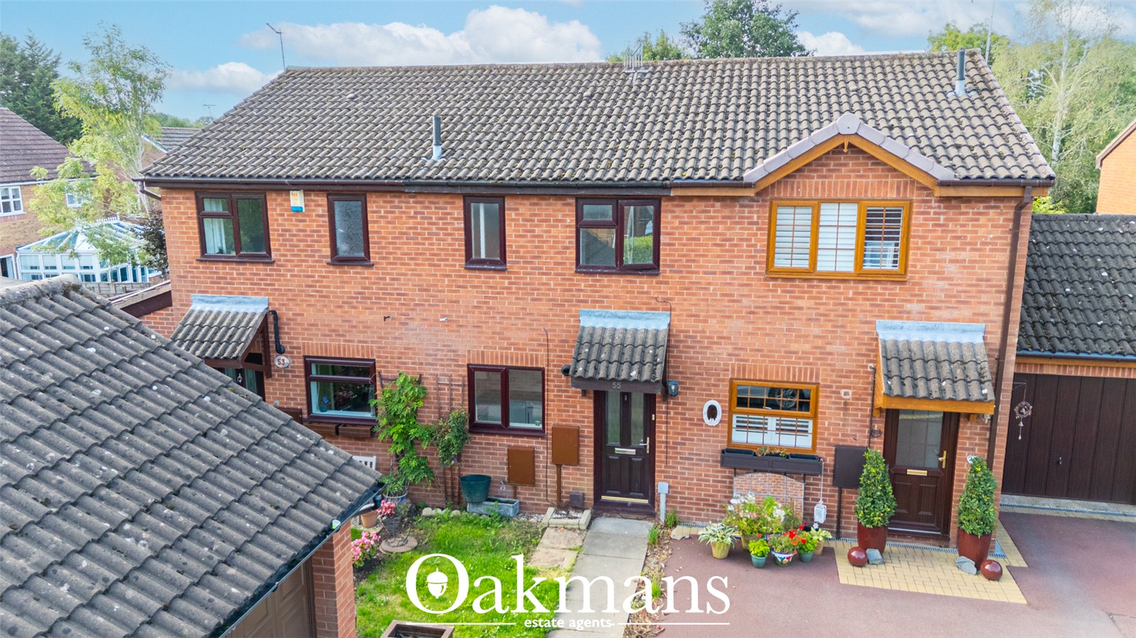 Harvest Close, B60
