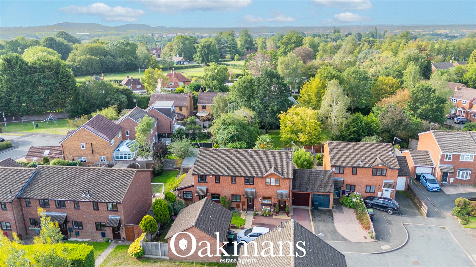 Harvest Close, B60