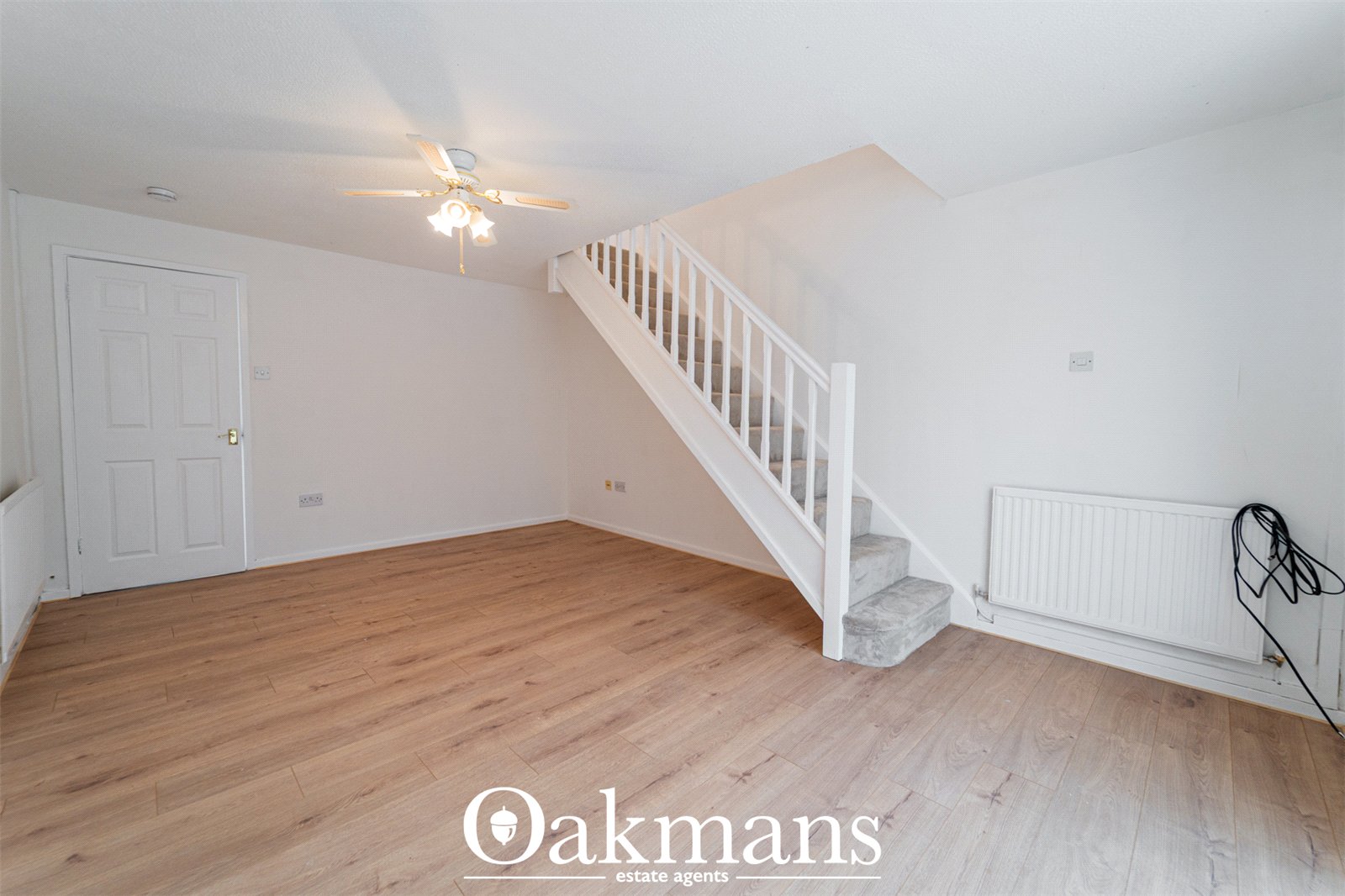 Harvest Close, B60