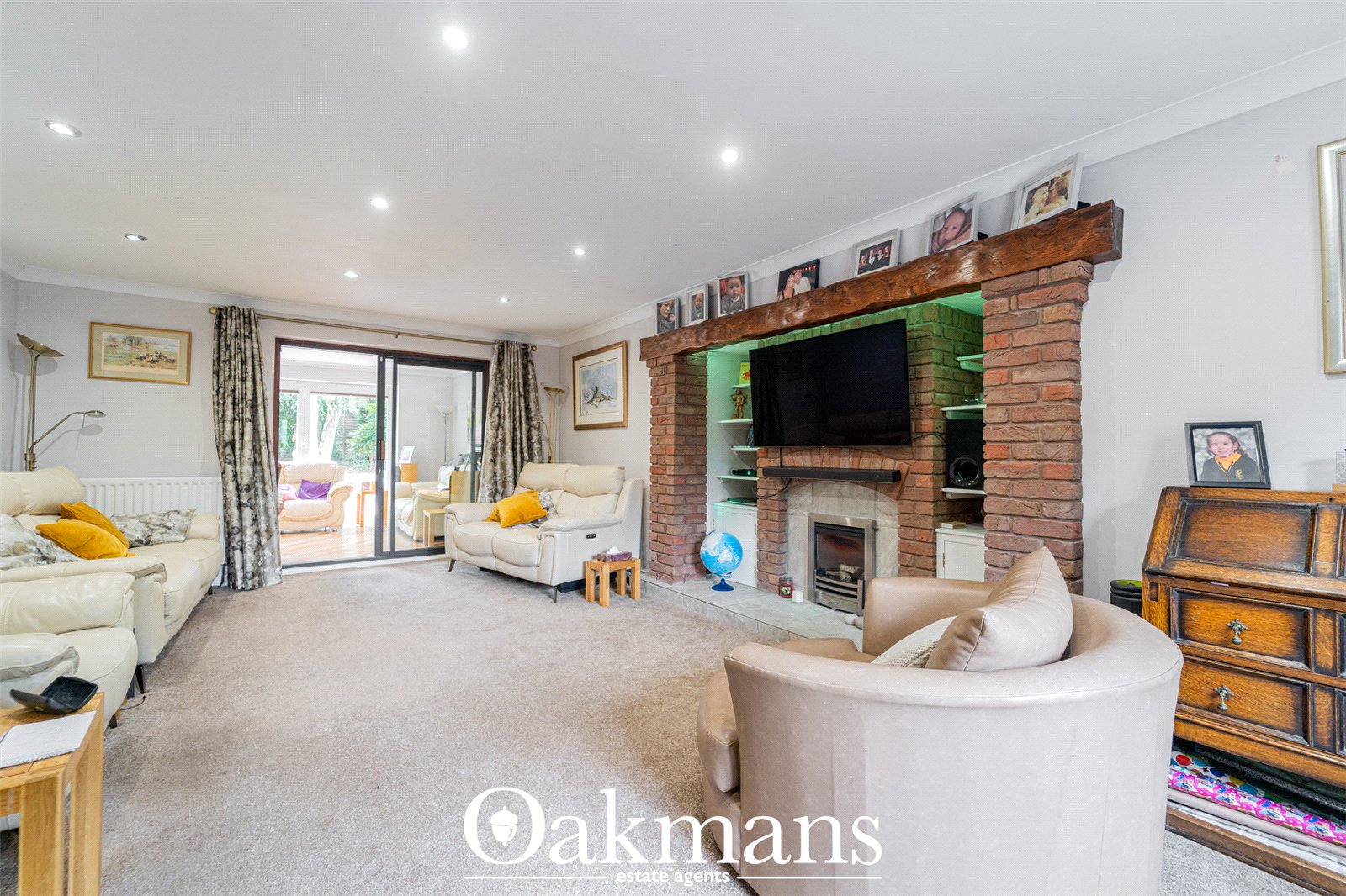 Inett Way, Droitwich, WR9