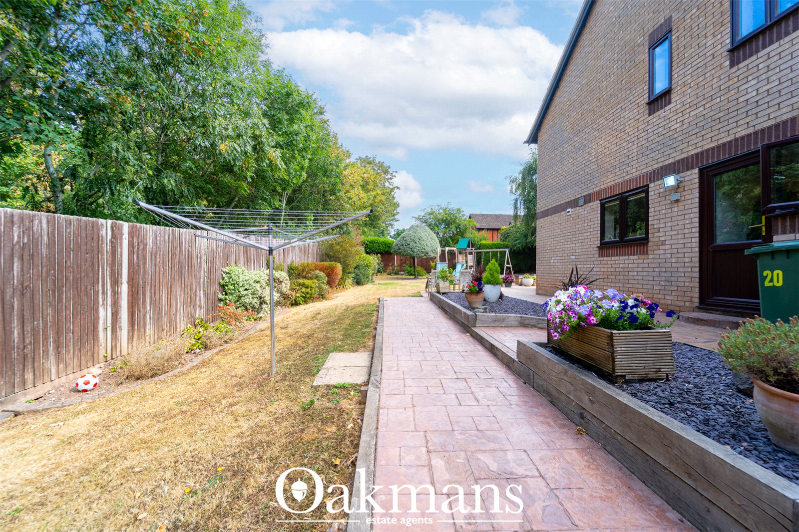 Inett Way, Droitwich, WR9