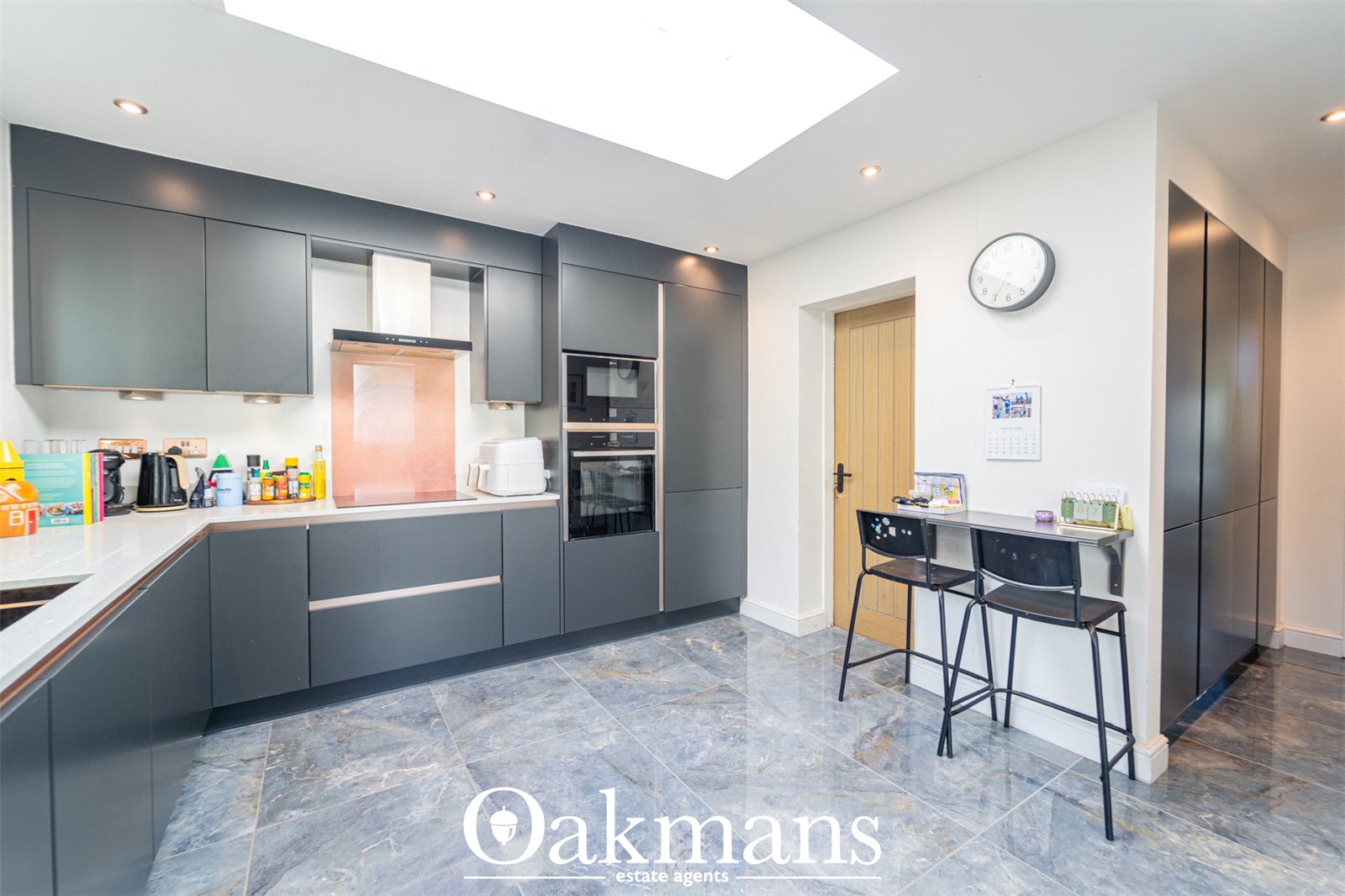 Elm Croft, Oldbury, B68
