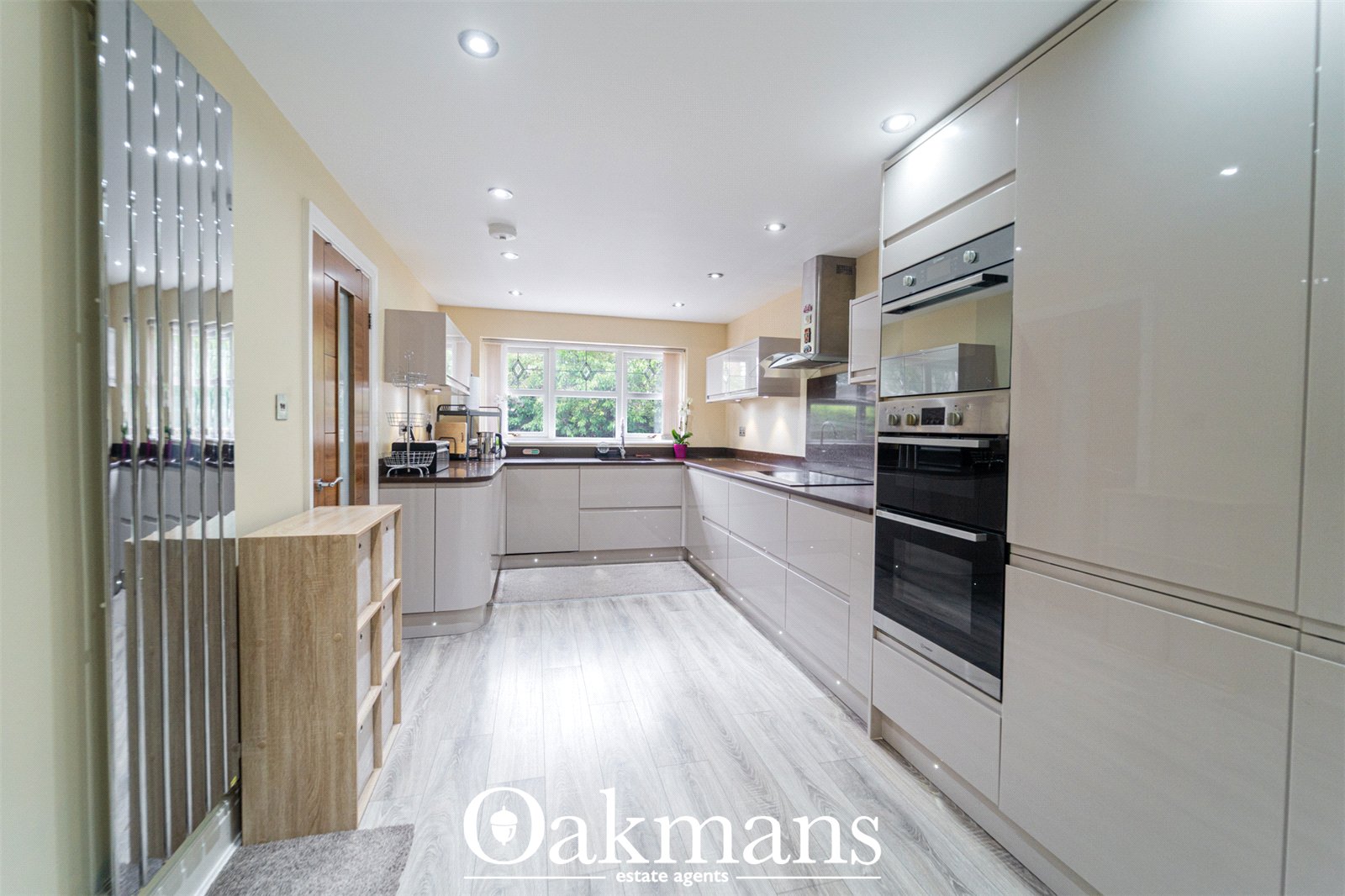 New Meadow Close, Birmingham, B31