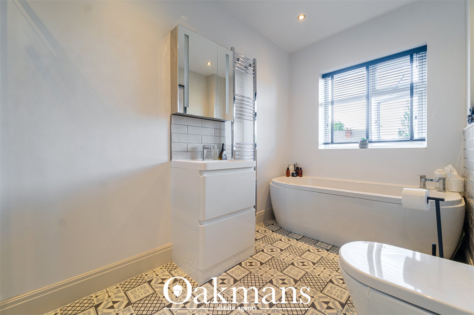 Causey Farm Road, Halesowen, B63