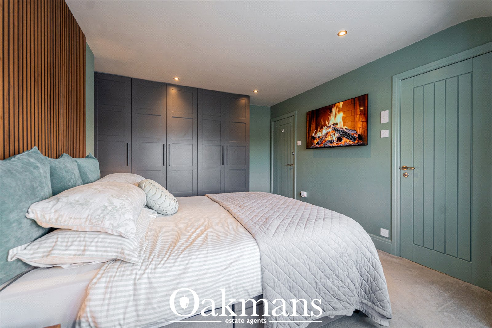 Causey Farm Road, Halesowen, B63