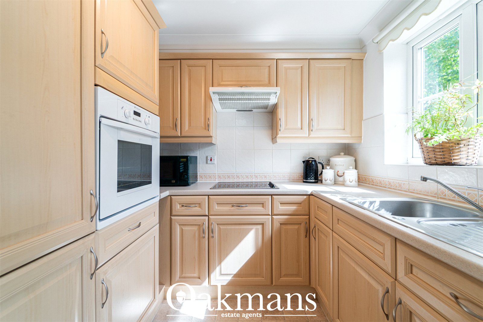 Pegasus Court, Solihull, B90