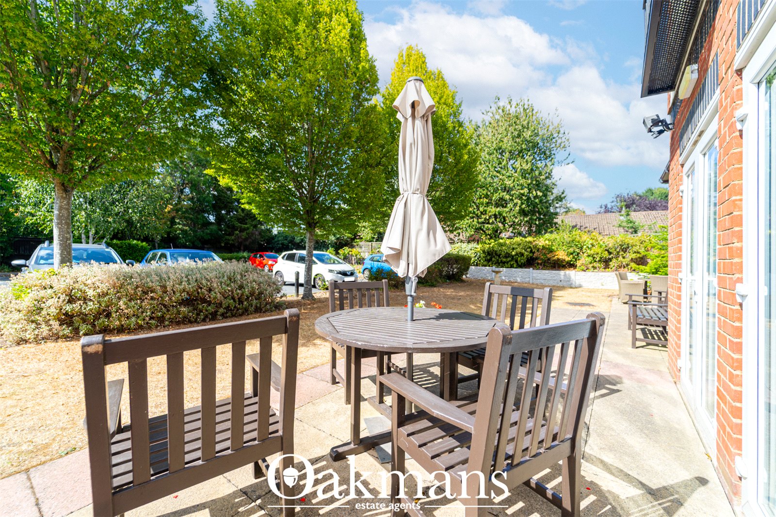 Pegasus Court, Solihull, B90