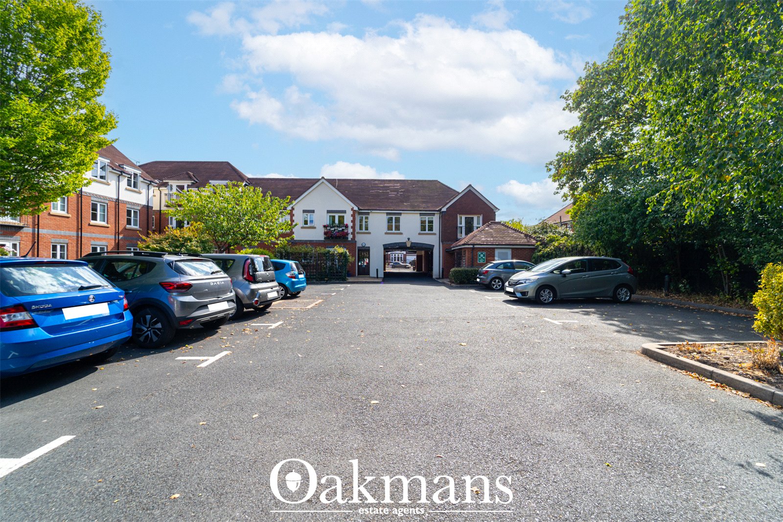 Pegasus Court, Solihull, B90
