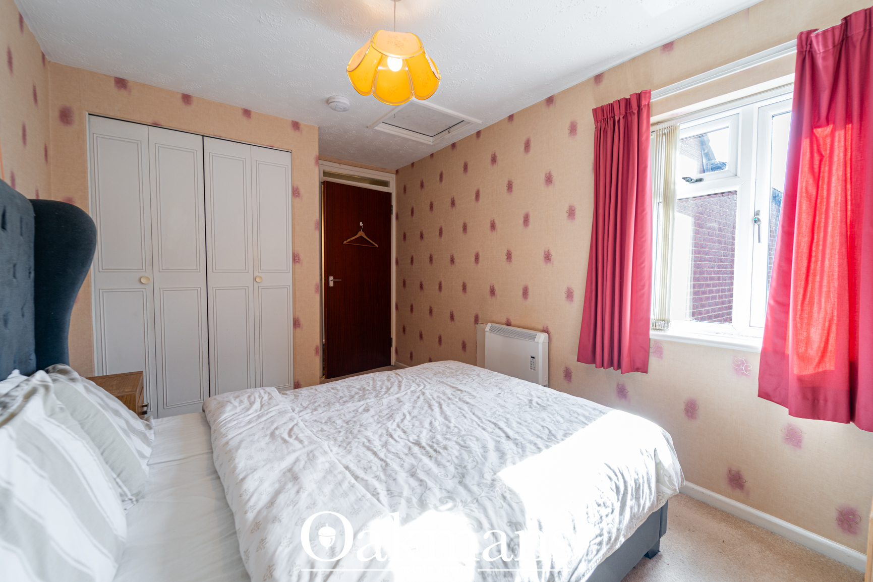 Oak Tree Court, Pembroke Way