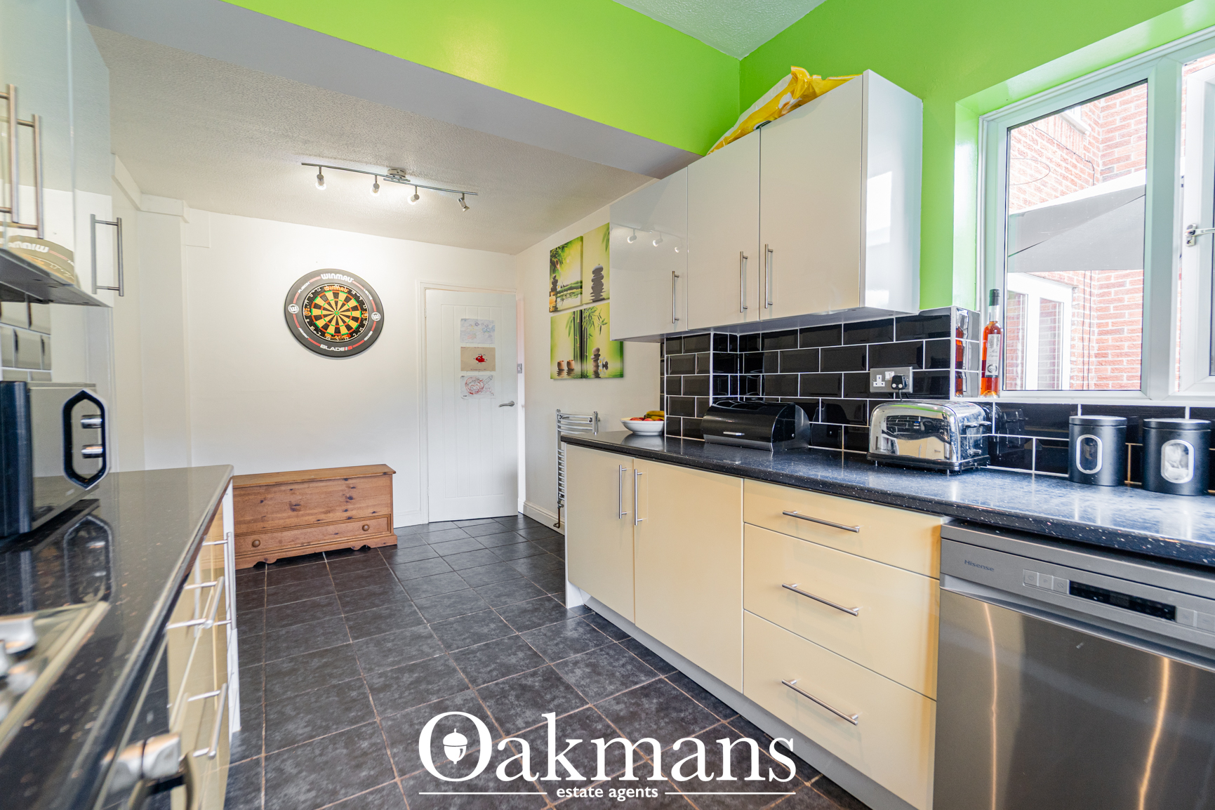 Longfellow Close, Redditch, B97
