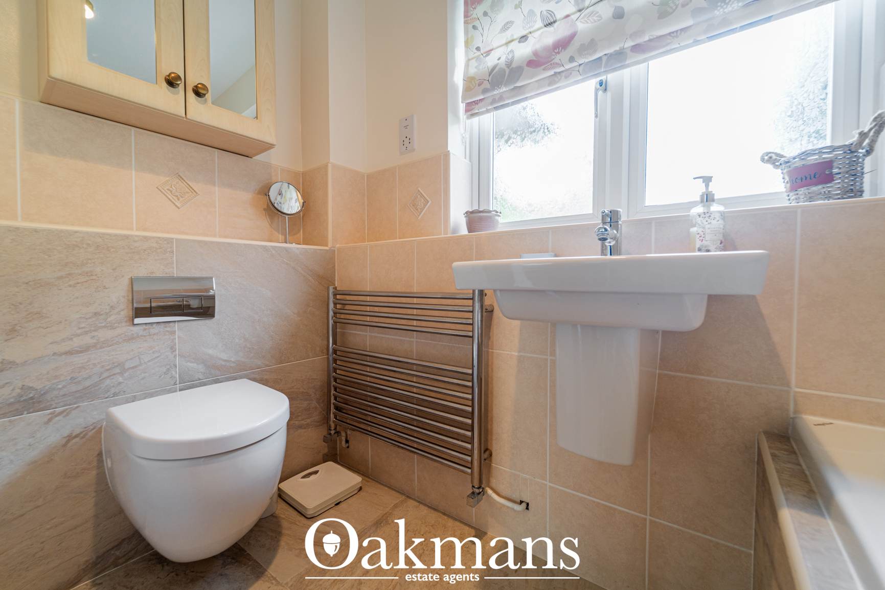 Queens Court, Solihull, B91