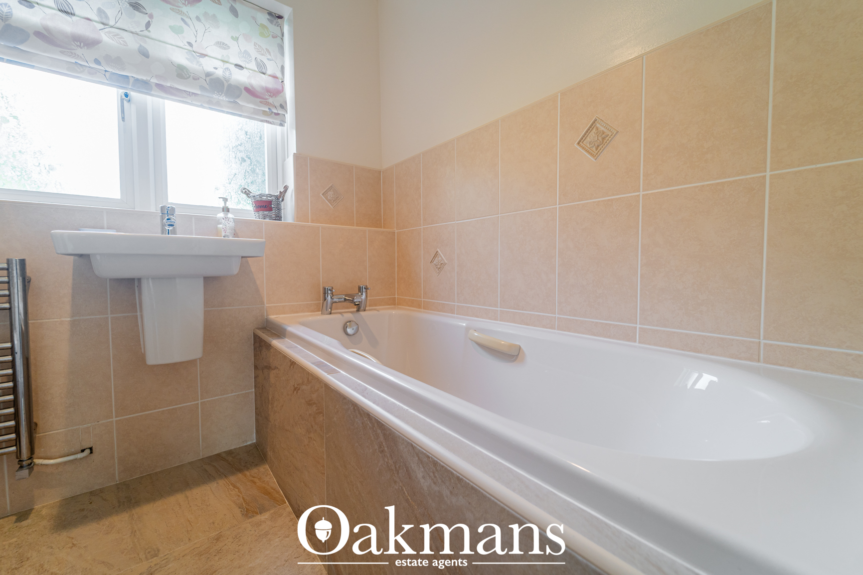 Queens Court, Solihull, B91