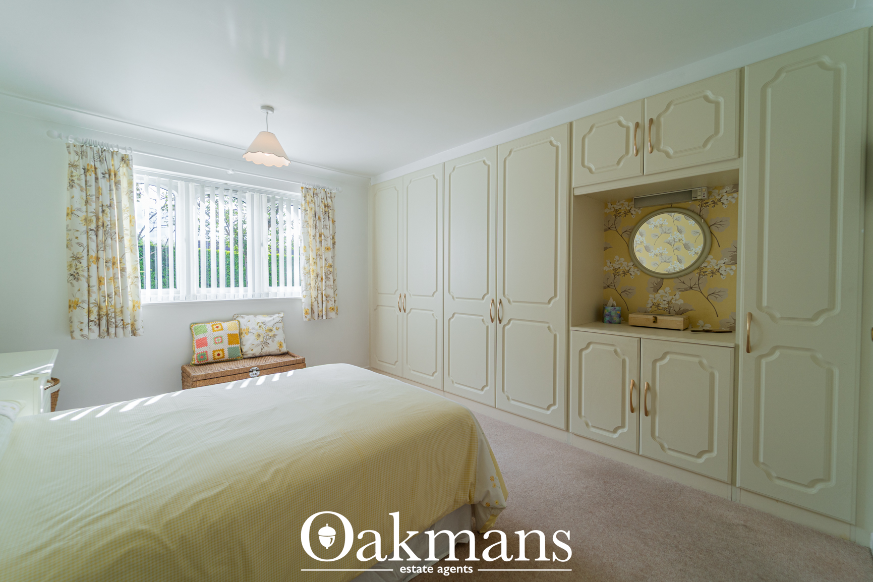 Queens Court, Solihull, B91