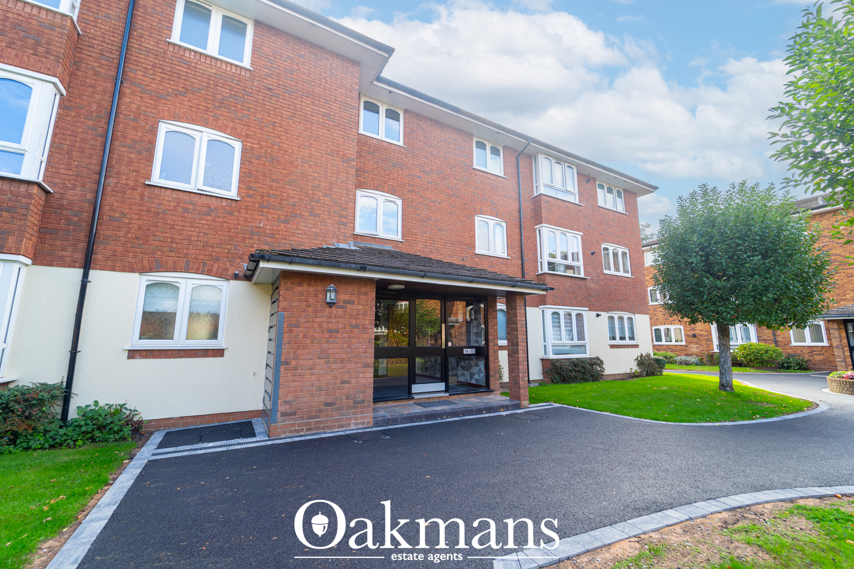 Queens Court, Solihull, B91