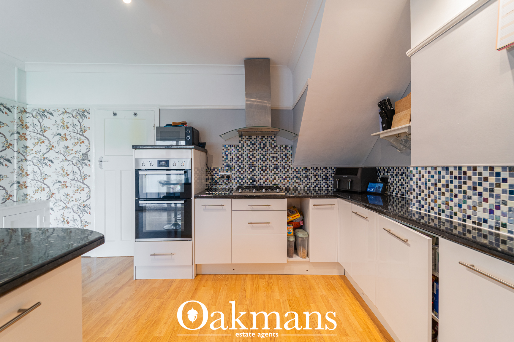Forest Road, Oldbury, B68