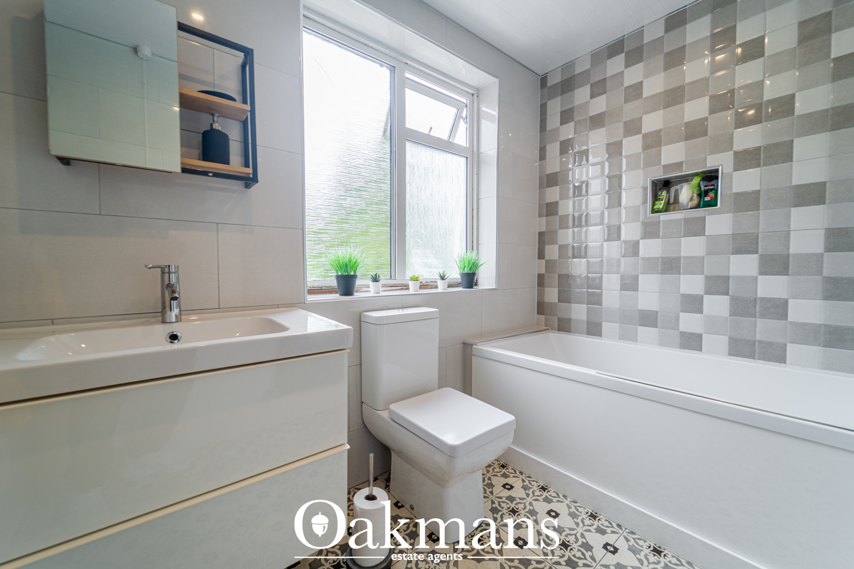 Forest Road, Oldbury, B68