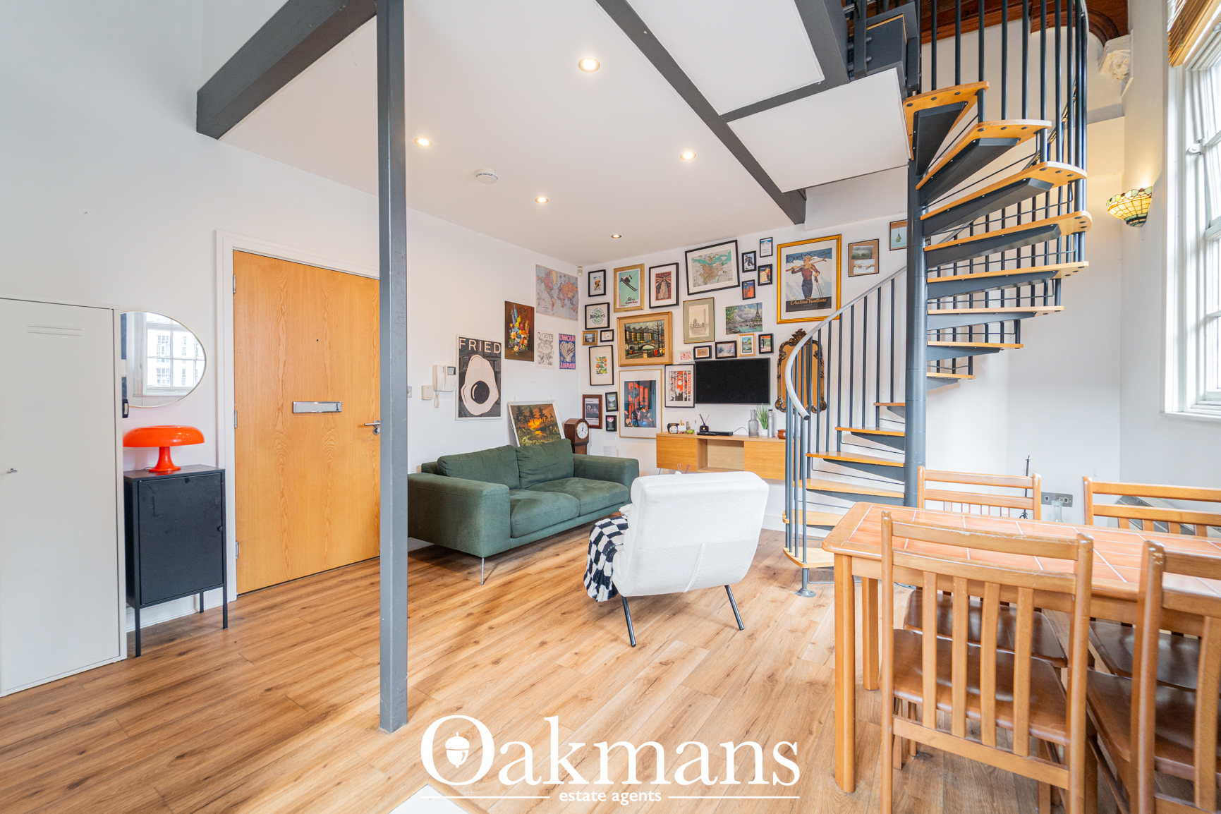 Scholars Gate, Birmingham, B1