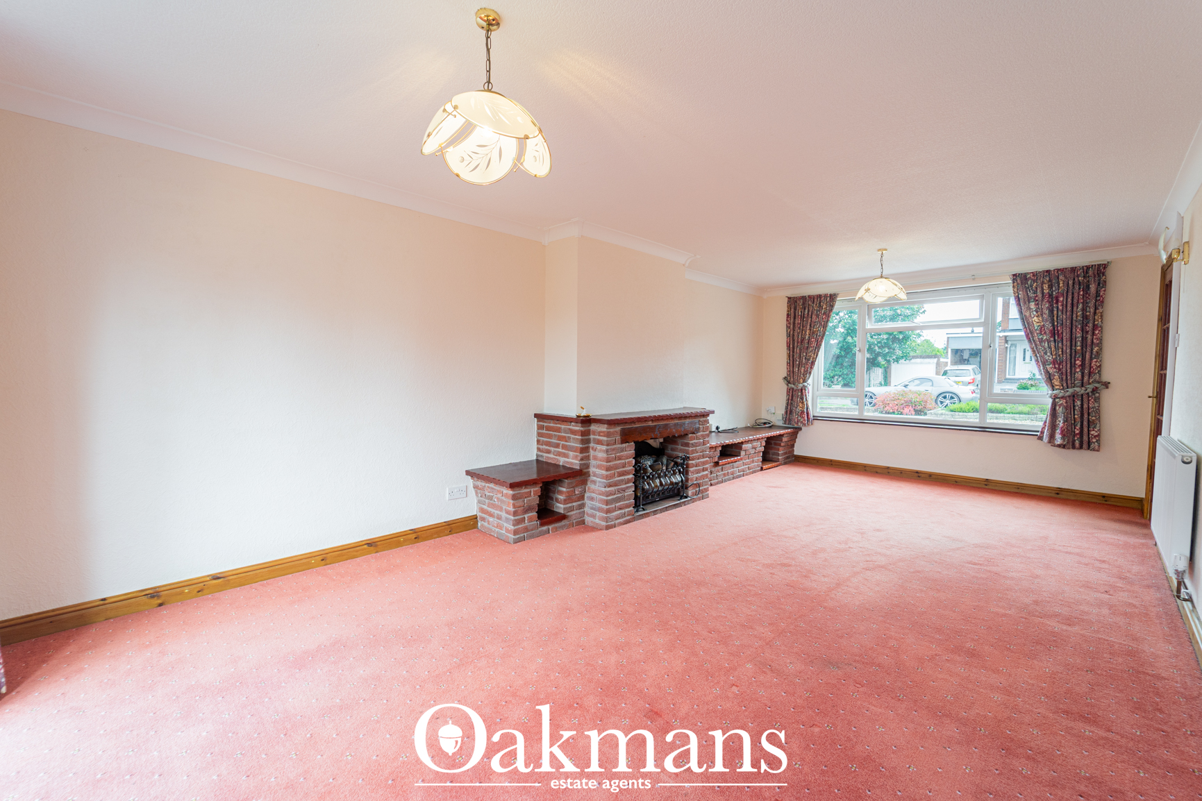 Crestwood Avenue, Kidderminster, DY11