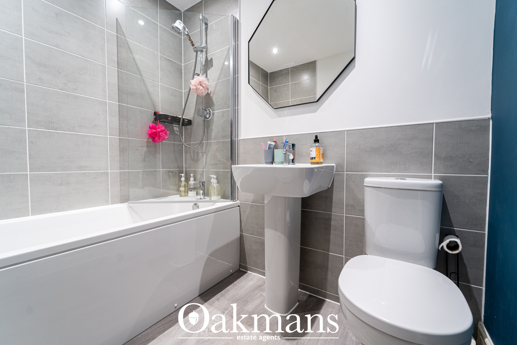 Bletchley Road, Solihull, B90