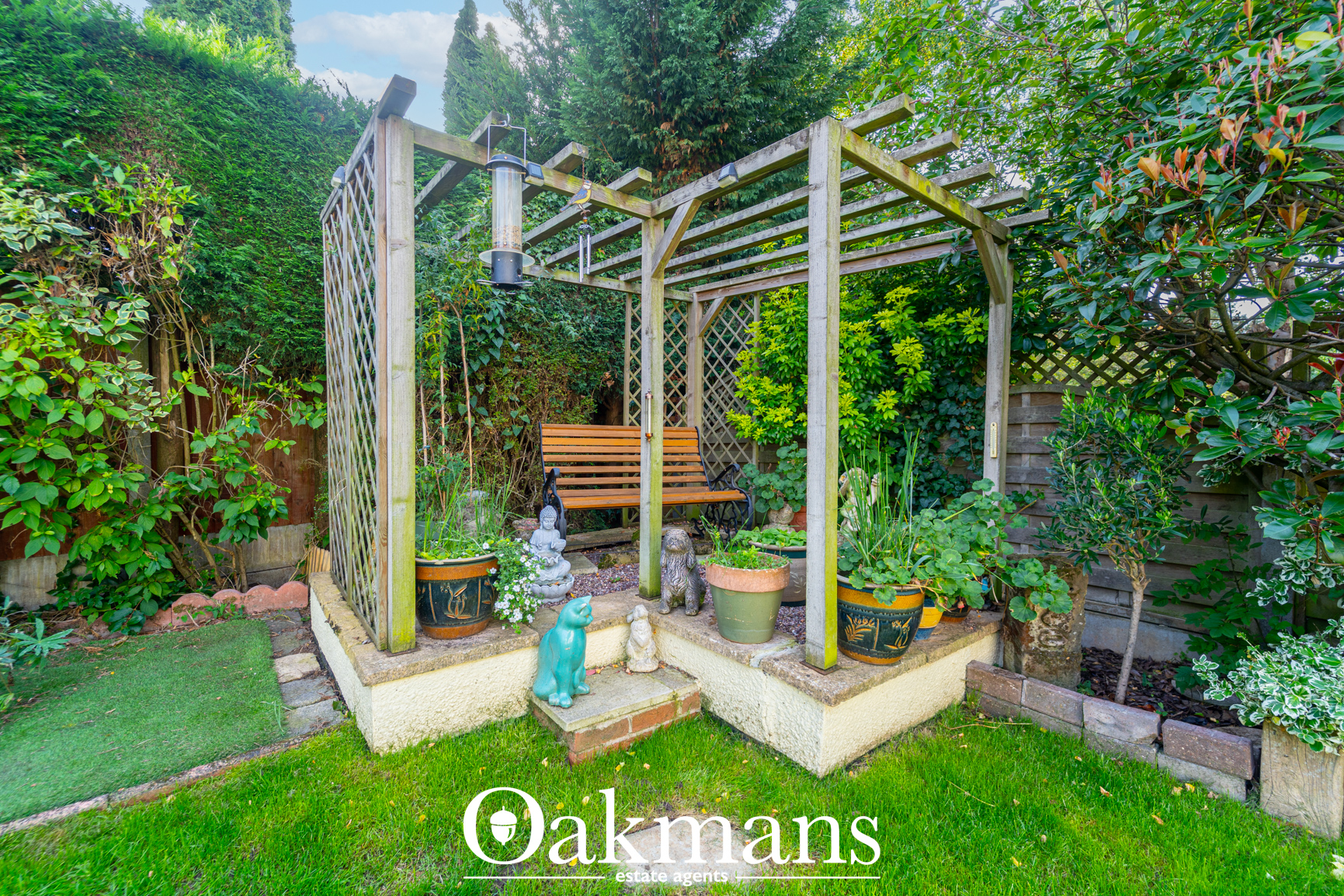 Elm Croft, Oldbury, B68