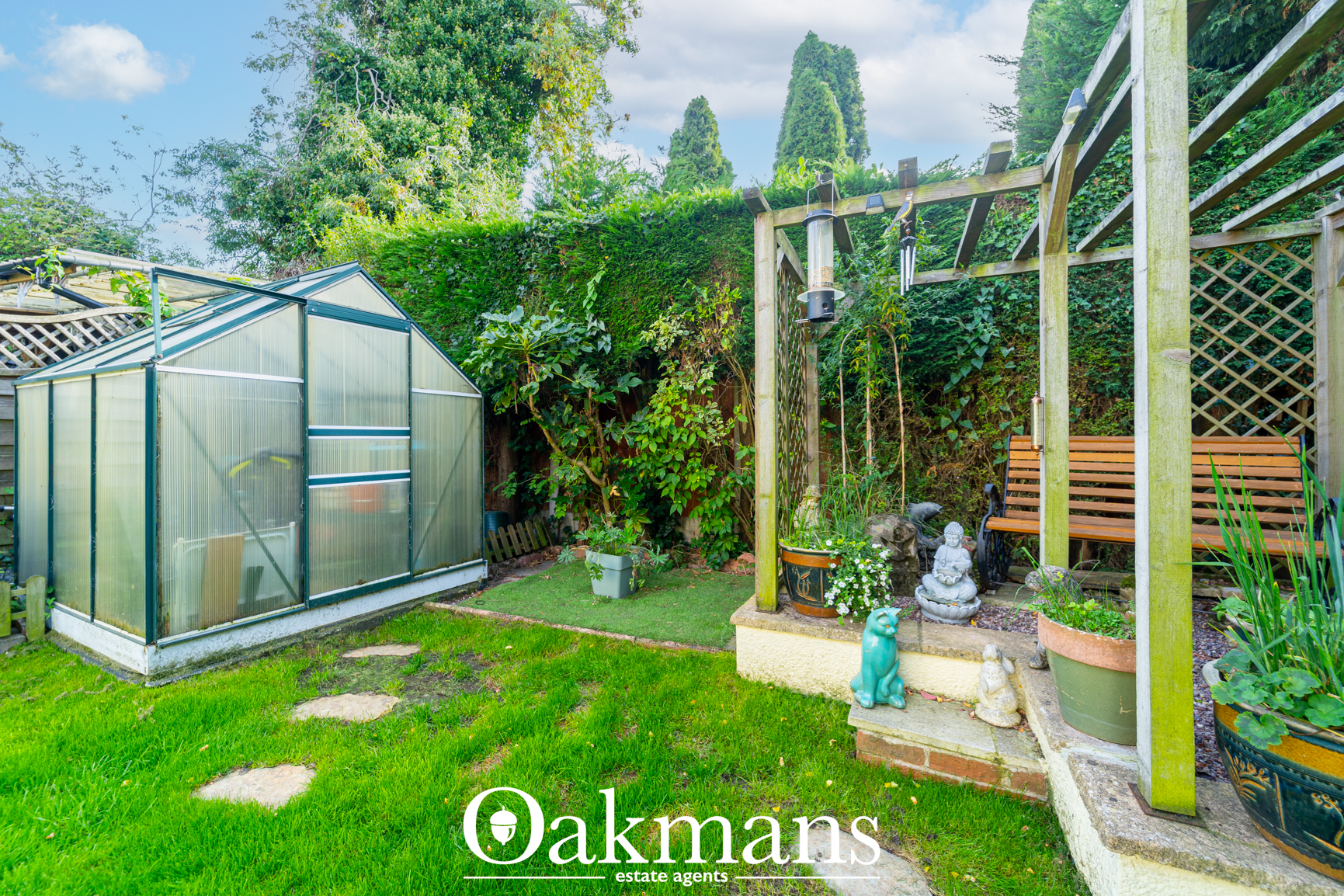 Elm Croft, Oldbury, B68