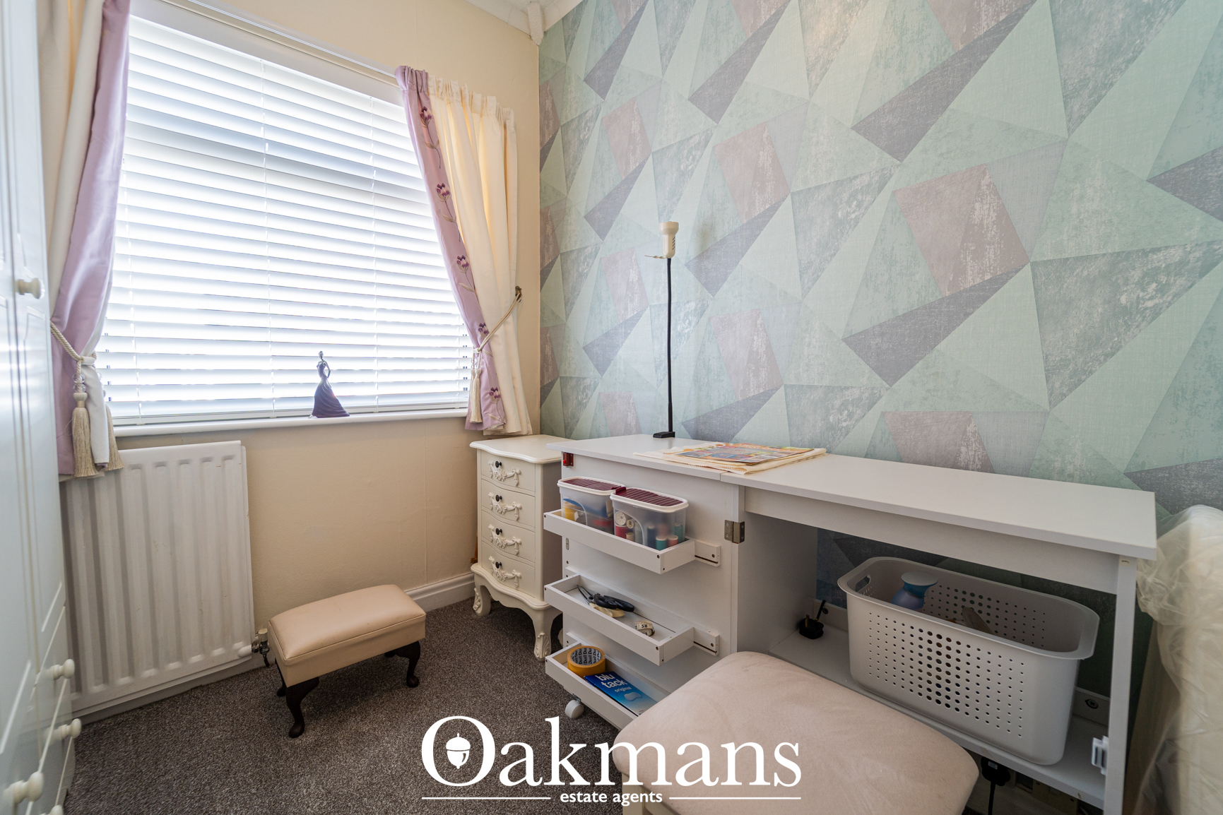 Elm Croft, Oldbury, B68