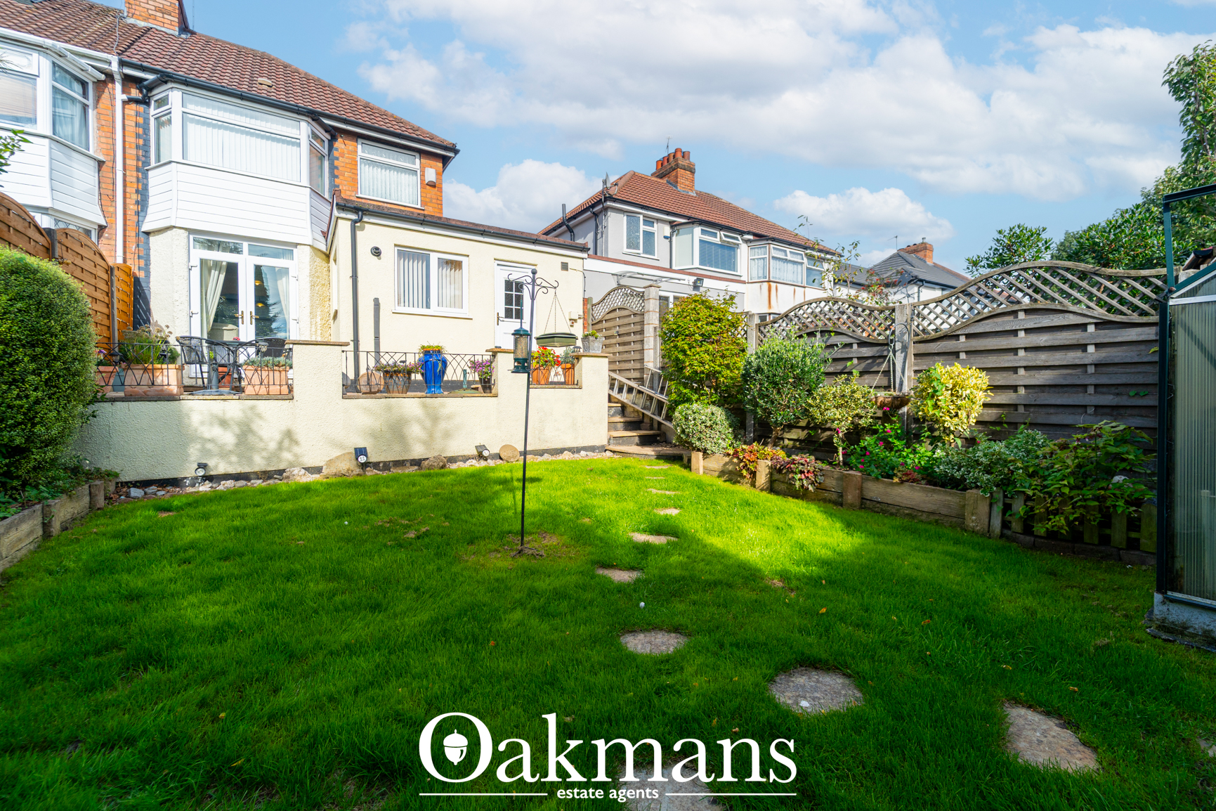 Elm Croft, Oldbury, B68