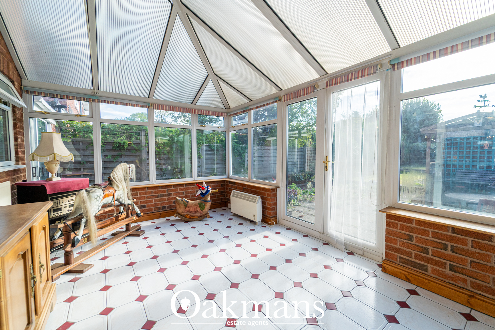 Grayshott Close, Bromsgrove, B61